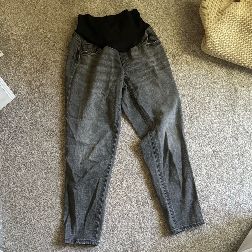 Old navy maternity jeans size 0 short